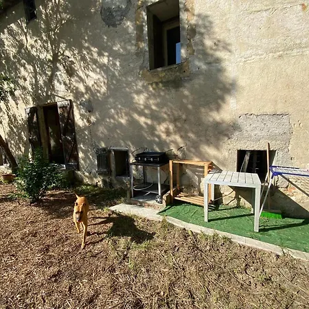 Beautiful Large 4 Bedrooms *