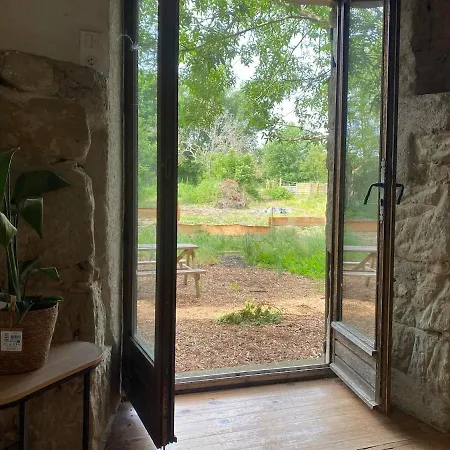 Beautiful Large 4 Bedrooms * Teyssode