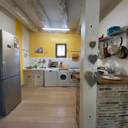 Nyaraló Beautiful Large 4 Bedrooms